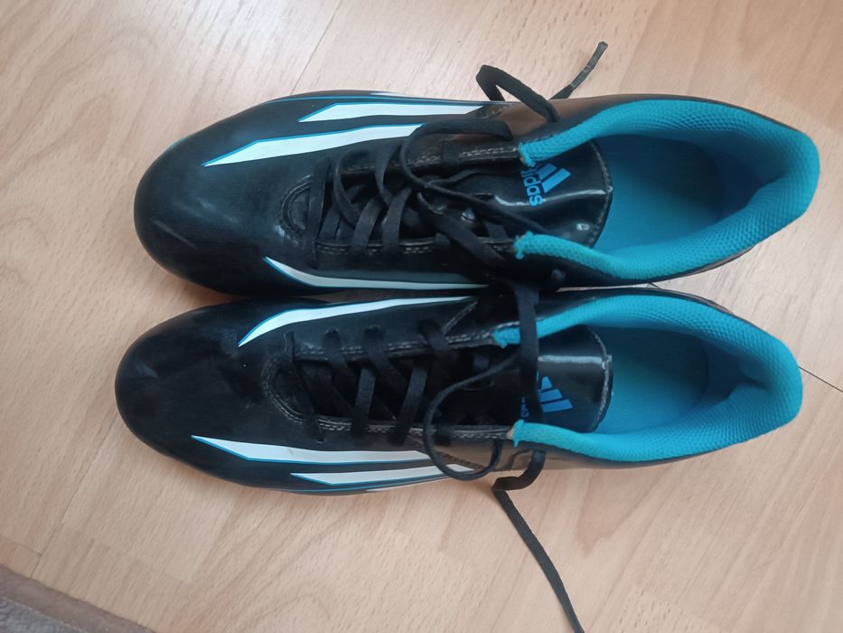 Бутонки Adidas 39 u 1/3