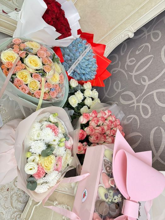 Цветы , букеты ,