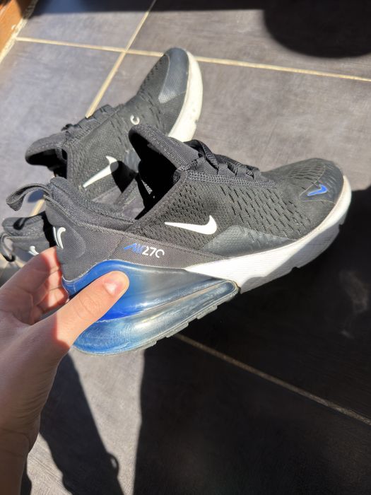 Nike air 270.