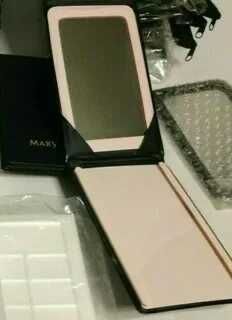 Зеркало косметическое для макияжа с косметичкой