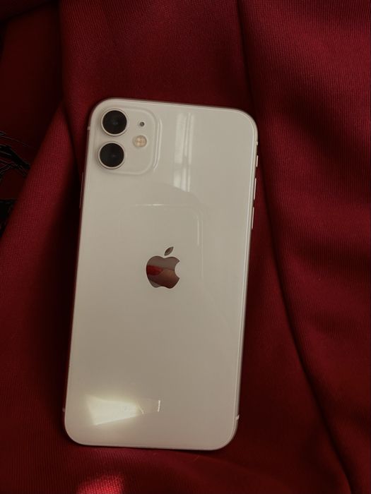 iPhone 11 | 64Gb