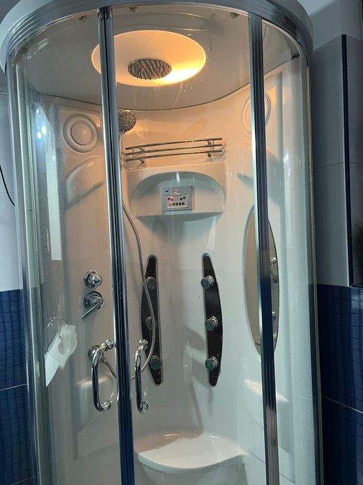 Cabina dus cu hidromasaj