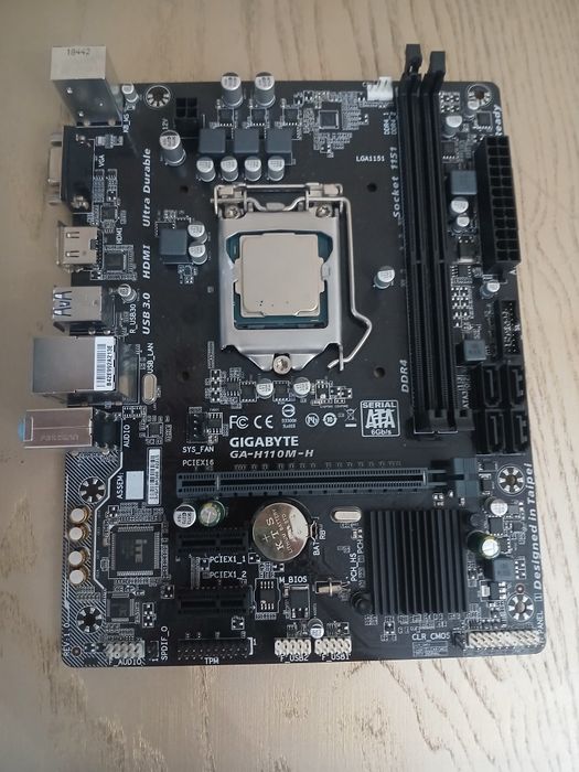 Мат плата h110 с процессором i3 7100 ddr4 4 gb