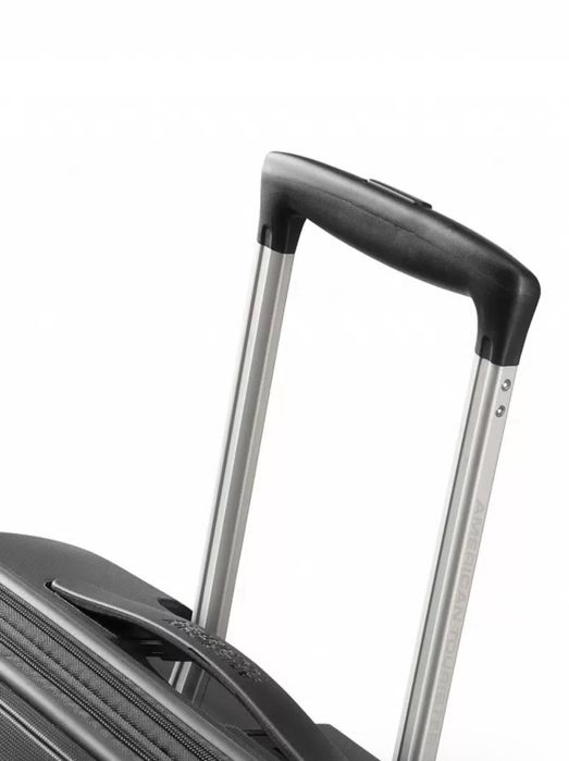 Продаётся чемодан American Tourister (оригинал)