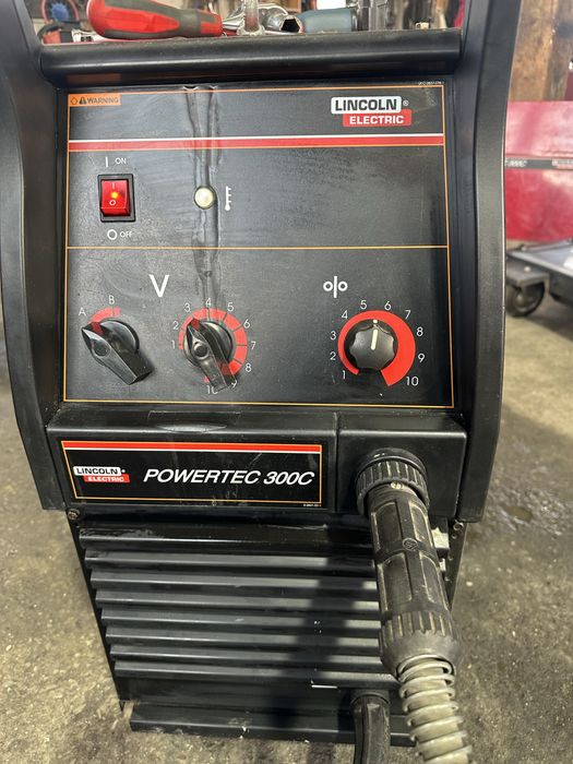 Aparat de sudura mig Lincoln Electric 300C