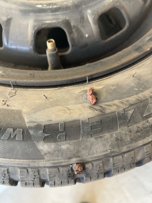 Диски с шинами на Дамас