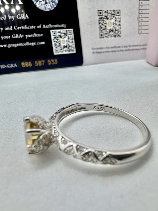 Сребърен пръстен с мойсанит (Диамант) 1 карат