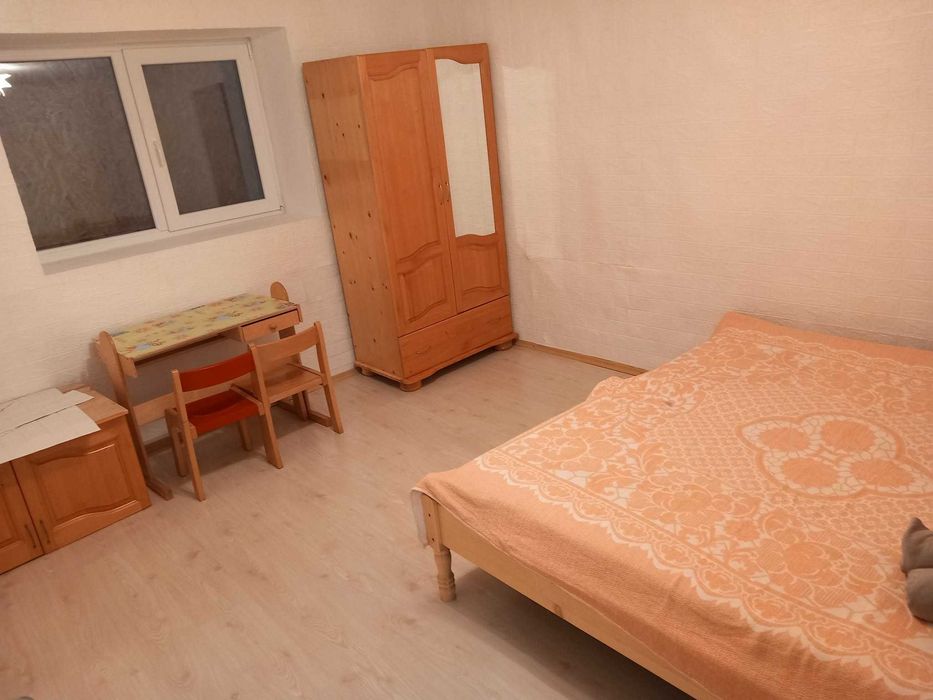 Заменям етаж от къща в гр. Велинград за малък апартамент в гр. Пловдив