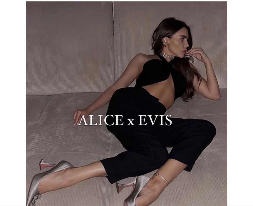Пола и бюстие Alice Evis