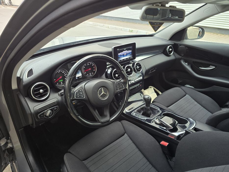 Mercedes C manual