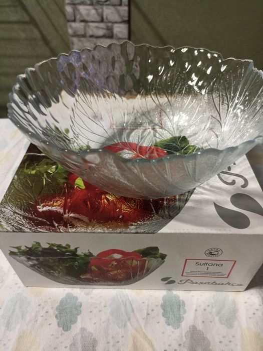 Каждая посуда по 500 теңге.