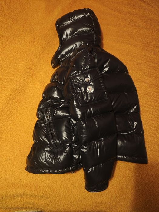 Vând Geacă Moncler Originală