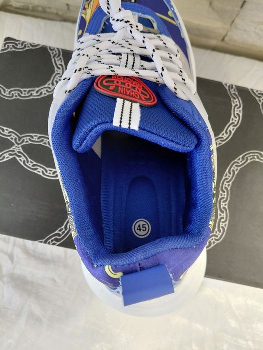 Adidași Versace Chain Reaction