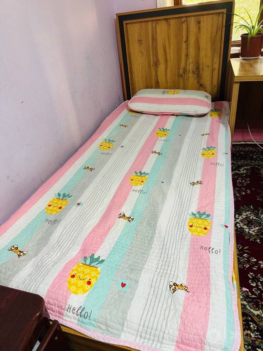 Krovat va parta sotiladi