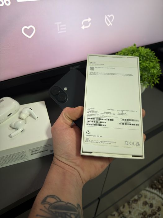 Продам Iphone 16 128gb