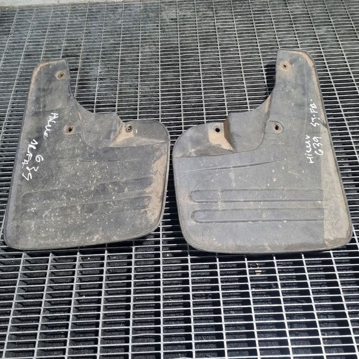 Aparatori noroi fata Toyota Hilux VII (Facelift 2008) (639)