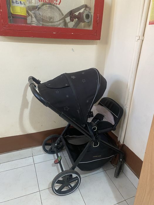 Каляска в отличном состояний