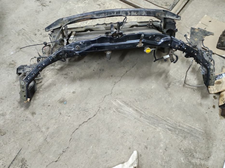 Ноускат тойота венза 2012год