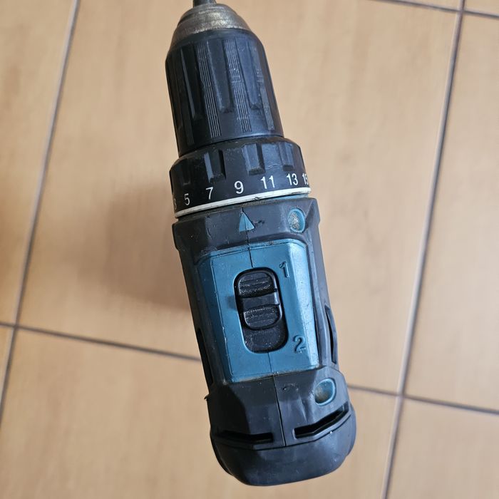 Masina gaurit/însurubat Makita  DDF 482