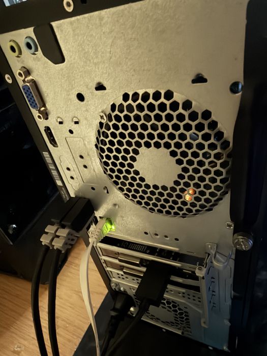 Vand HP pc Ryzen 5 3400G / 16gb ddr4 / ssd m2