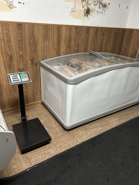 Продам морозильник в отличном состоянии 1.80