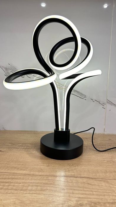 Интерьерная лампа