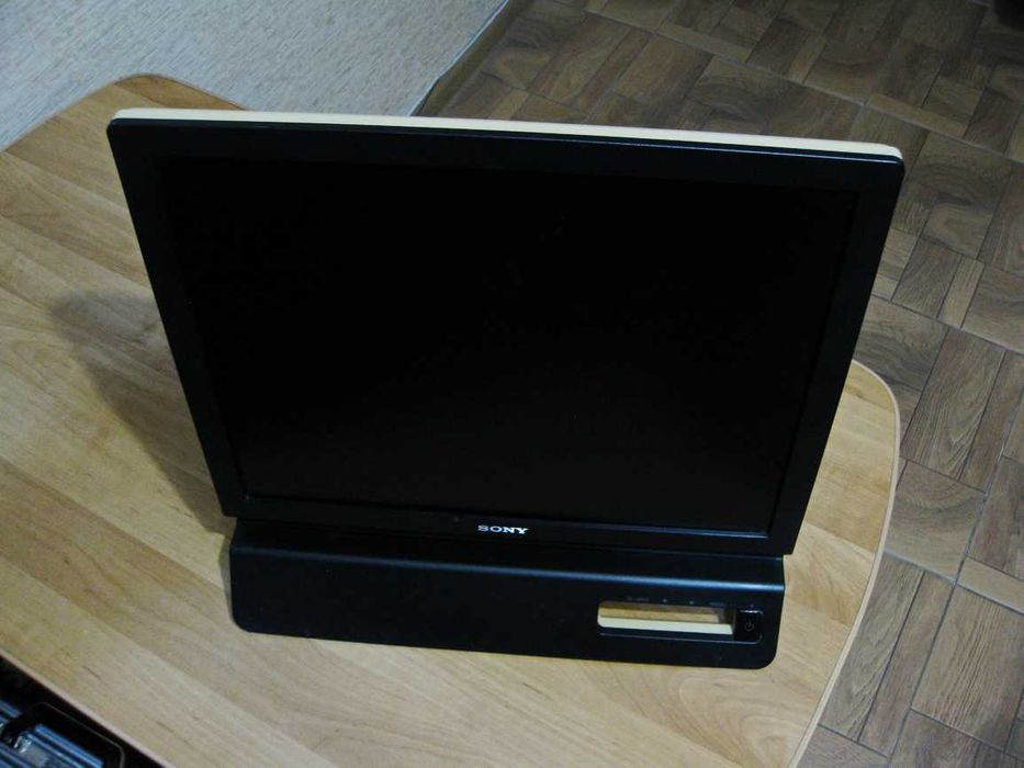 Монитор Sony SDM-E96D