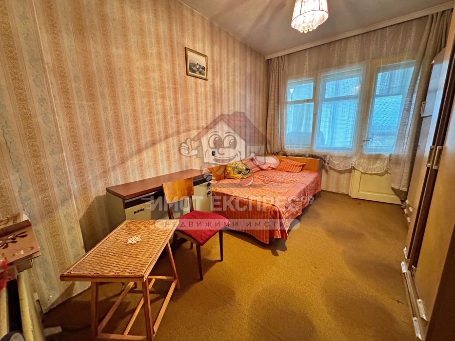 Дава се под наем Тристаен апартамент в Асеновград - 90 кв.м за 306 € - Снимка #10