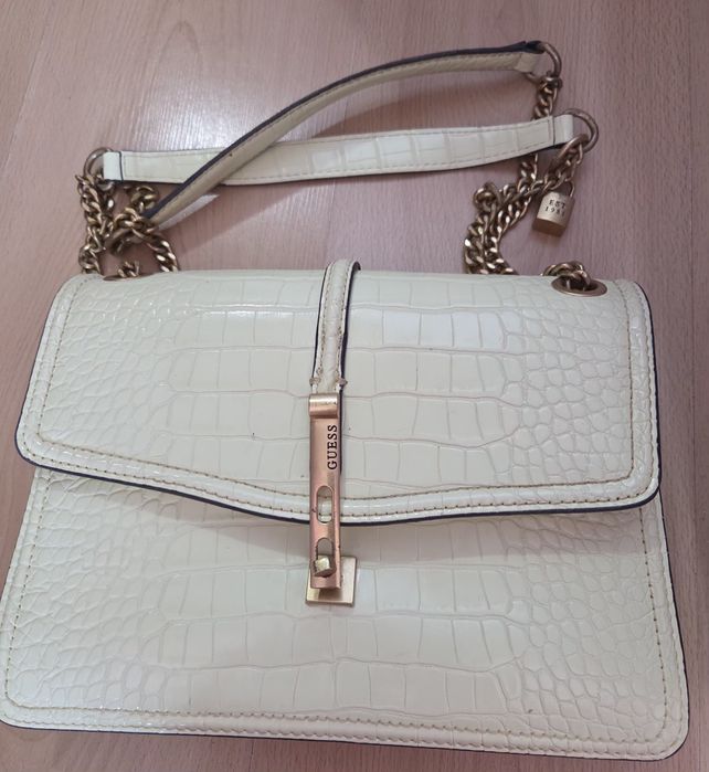 Чанта Guess цвят зелен