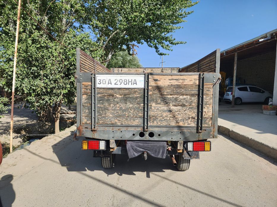 Uaz sotiladi xolati a'lo