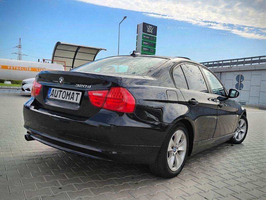 Bmw 320d  184cp An 2012 **Euro5**  // AUTOMAT