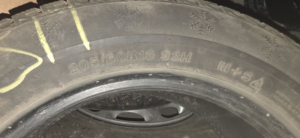 Продам шины 205×60×R16