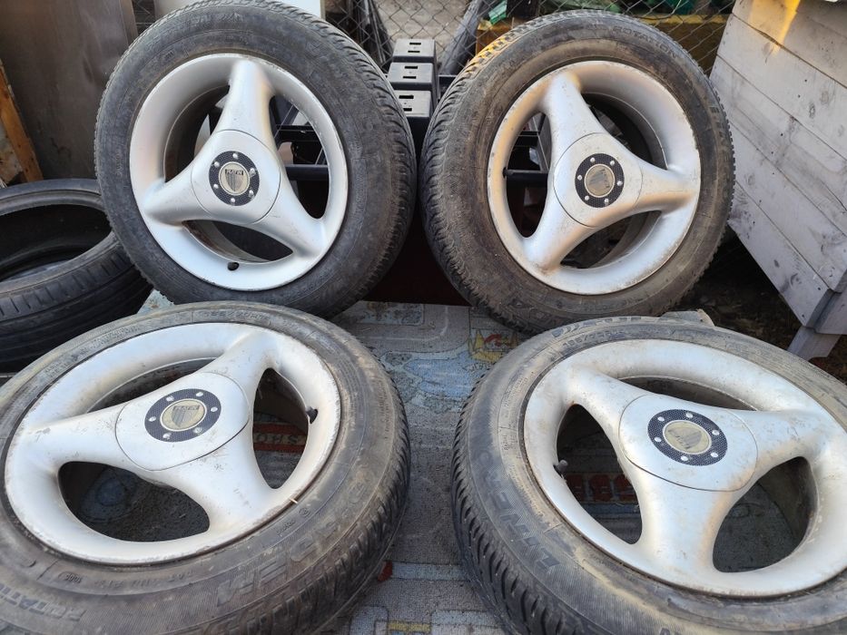 Vand 4 genti auto