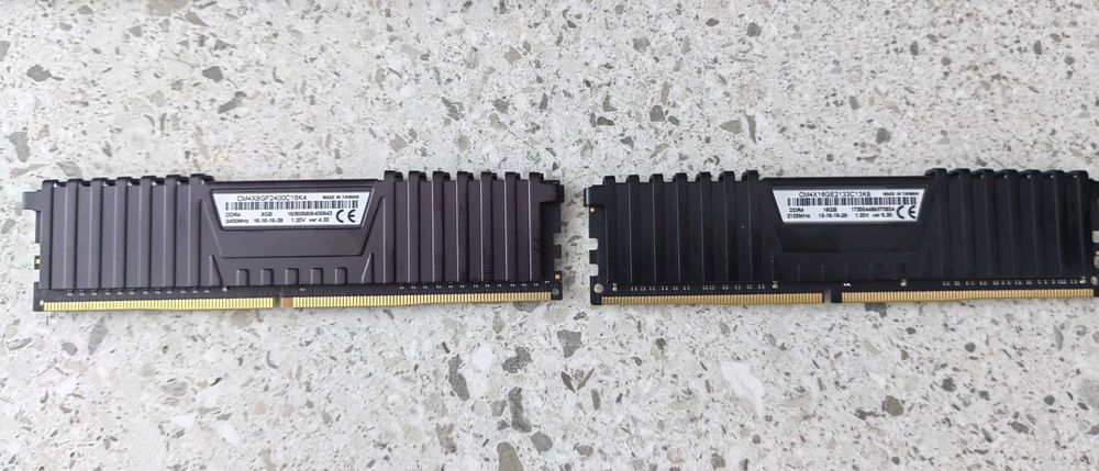 24gb ram DDR 4 corsair vengeance lpx