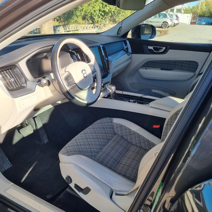 Vând Volvo XC60, 4x4 permanent, Full Options