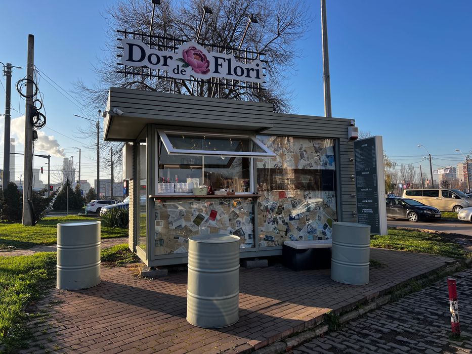 Tonetă de vânzare vis a vis de Iulius Mall