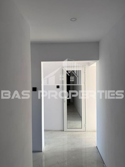 Продава се Тристаен апартамент в София, Красна поляна 3 - 61 кв.м за 1489 €/кв.м - Снимка #11