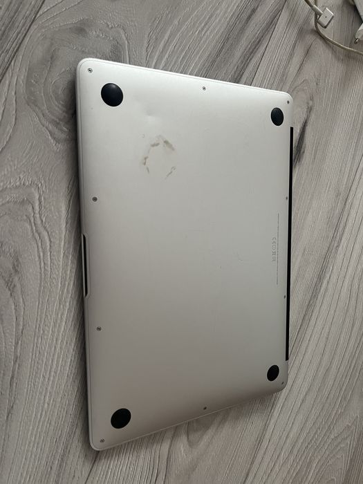 De vanzare MacBook air 2015 in stare buna