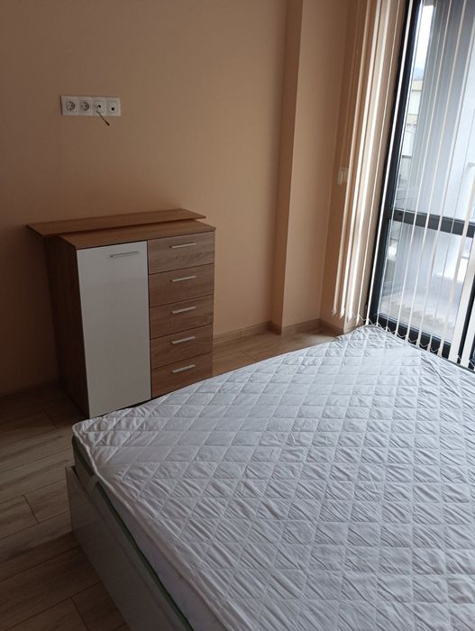 Дава се под наем Двустаен апартамент в Перник, Изток - 59 кв.м за 459 € - Снимка #4