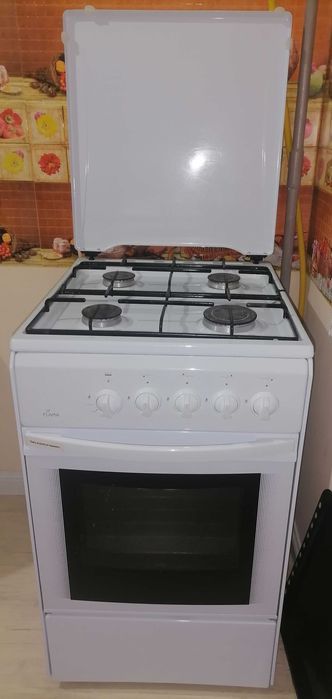 Газовая плита в отличном состоянии