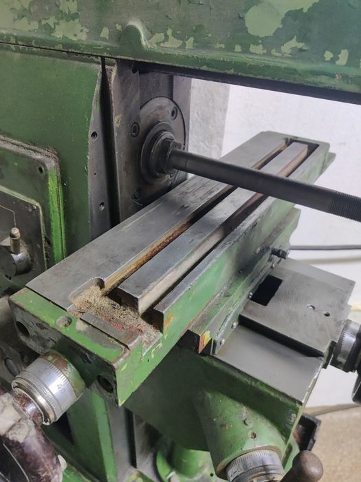 Фрезерный станок