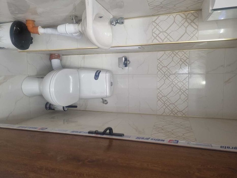 Дава се под наем Тристаен апартамент в Пловдив, Кършияка - 92 кв.м за 648.21 € - Снимка #7