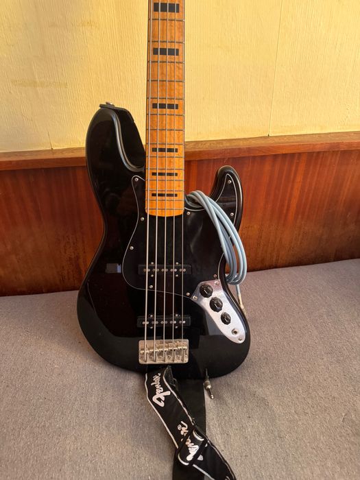 Бас китара Fender Squier, Darkglass effects, behringer um2