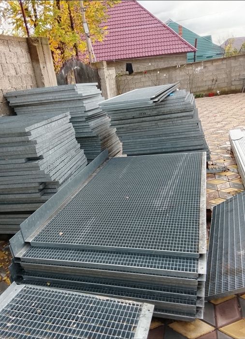 Grilaje zincate galvanizate