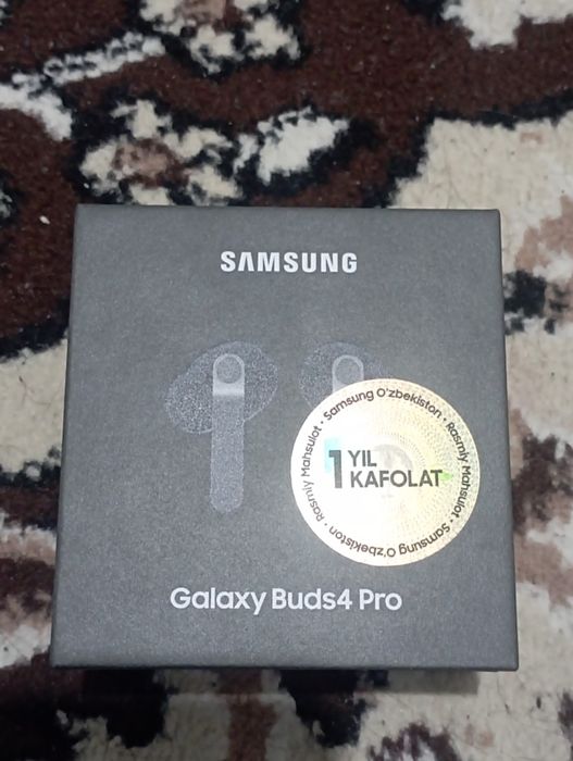 Galaxy Buds4 Pro