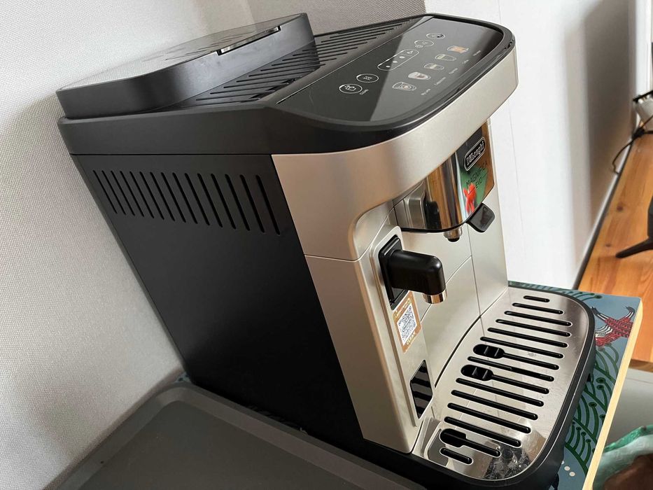 Кафеавтомат Delonghi Magnifica EVO ECAM290.61.SB