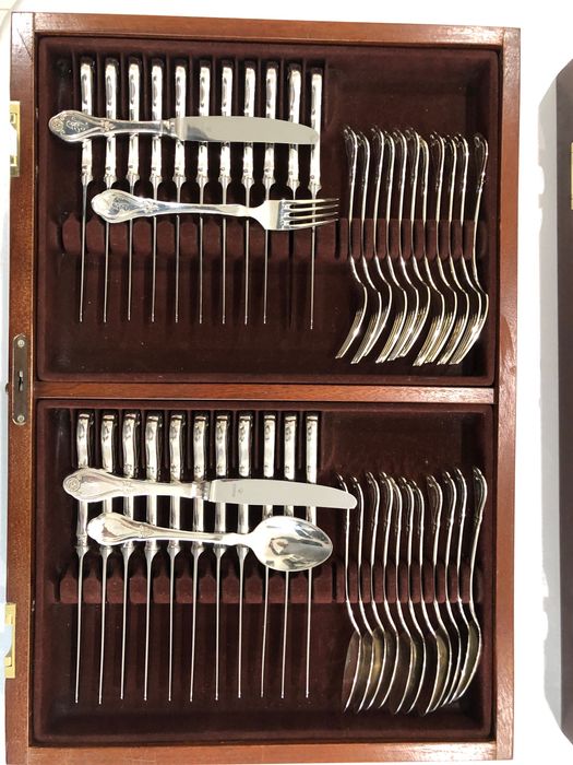 Столовое серебро