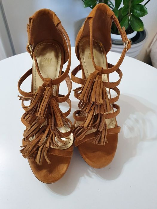 Красивые туфли для красивых девушек