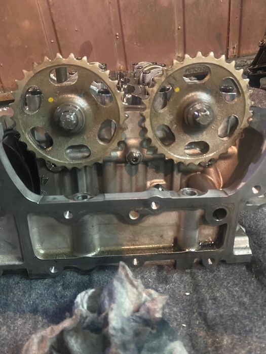 Глава за Мерцедес 651