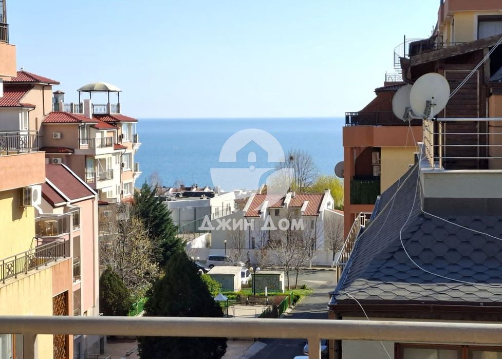 Тристаен апартамент с ГЛЕДКА МОРЕ в к-с Сиана 2, гр. Свети Влас